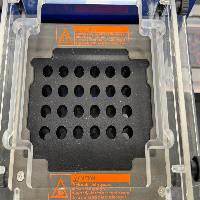 Miltenyi Biotec MultiMACS Cell24 Separator image 3